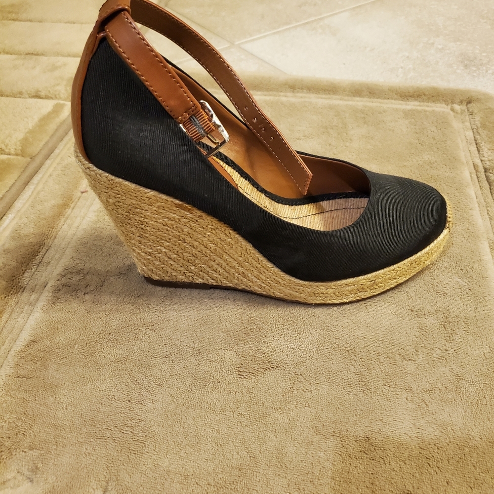 shoes - Picture 6 of 15